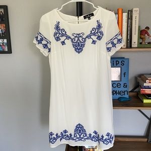 Ivory & blue embroidered short sleeved shift dress